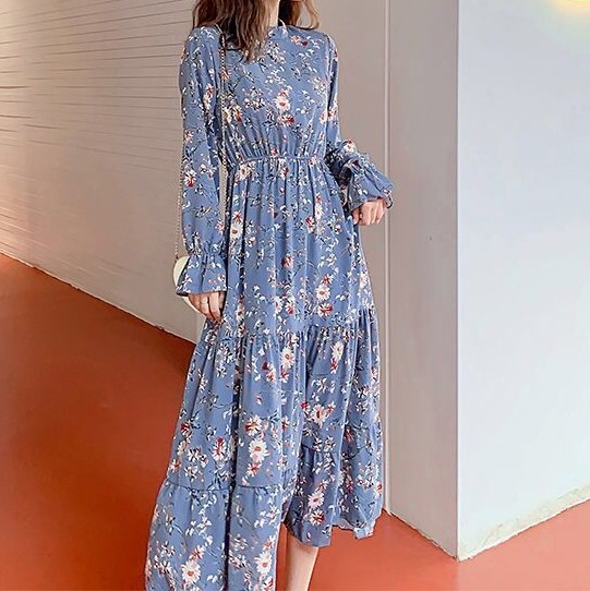 花柄ファッション 花咲くティアードシルエットワンピース