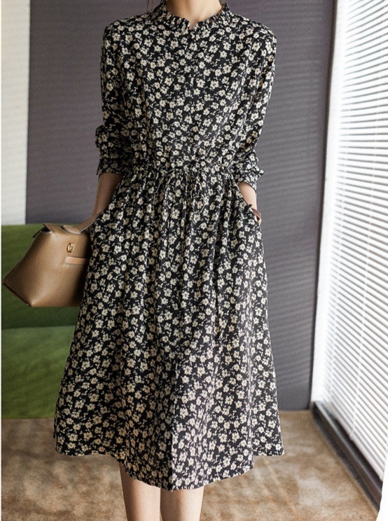 花柄ファッション 小花柄 マンダリンカラー ミディ丈ワンピース