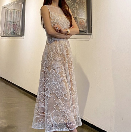 花柄ファッション 大輪花刺繍シースルーロングワンピース
