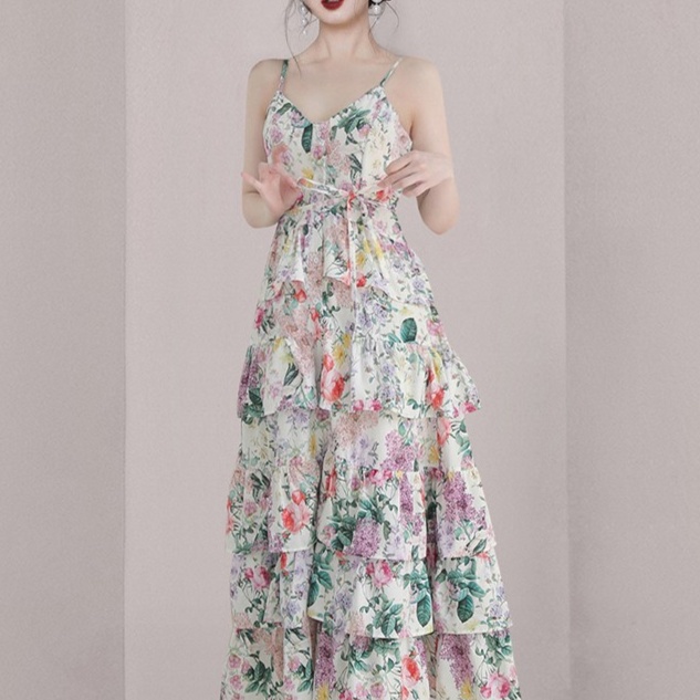 花柄ファッション 華やか層重ね花柄キャミソールワンピース