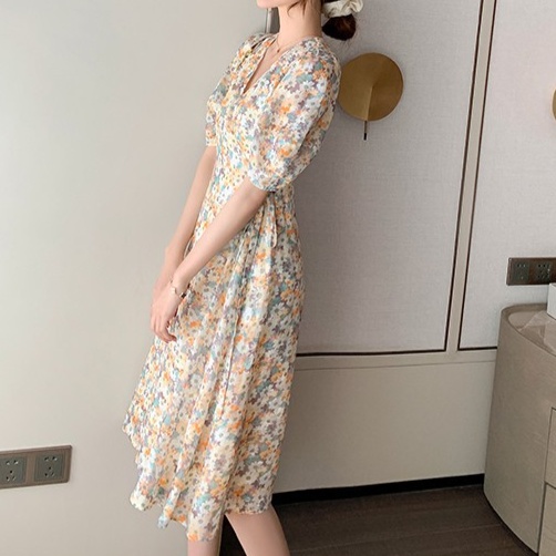 花柄ファッション 優美な花柄シフォンラップワンピース