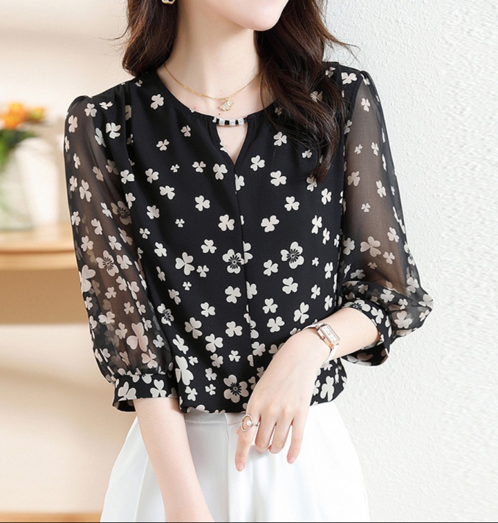 花柄ファッション 小花柄シアーブラウス