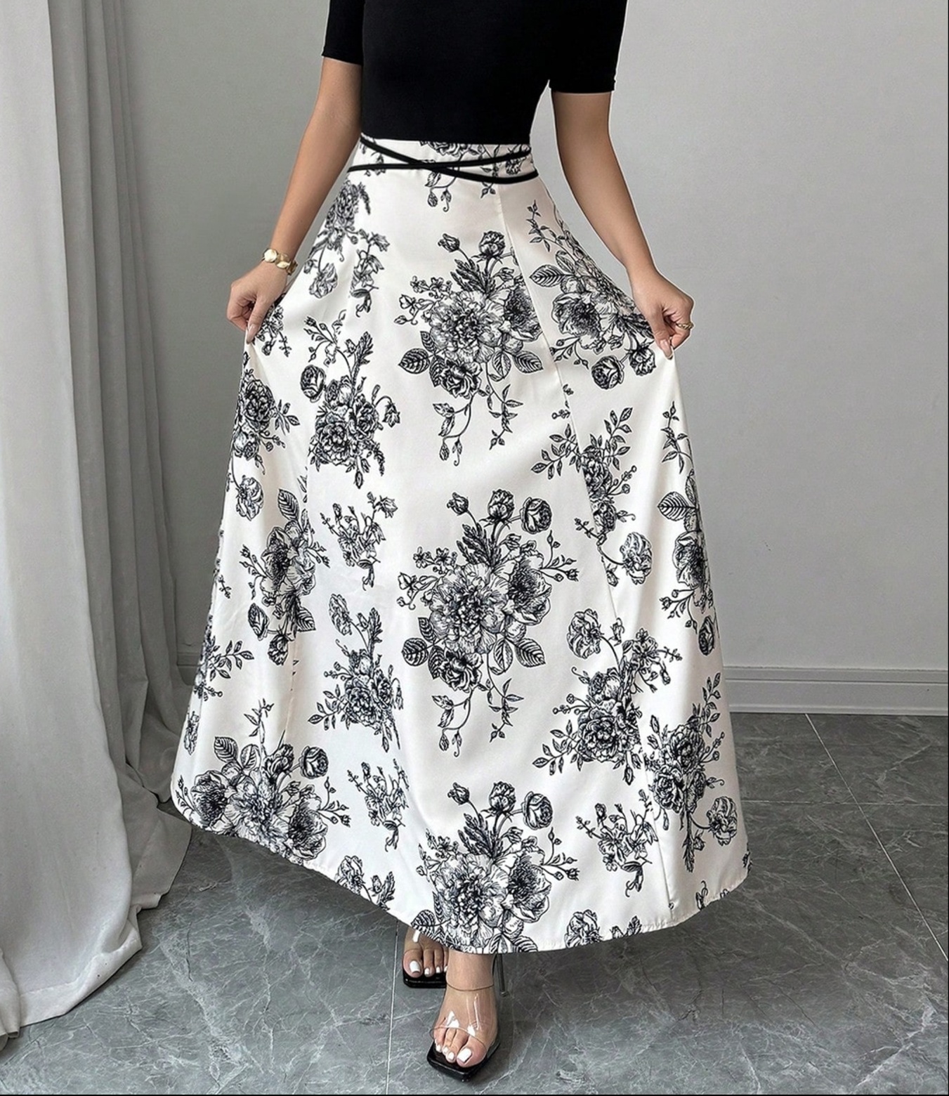 花柄スカートの大人コーデ術｜年代別着こなしとおしゃれな組み合わせ完全ガイド