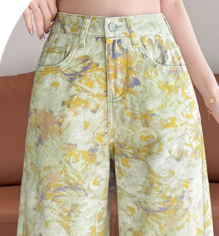花柄ファッション 花柄ワイドデニムパンツ