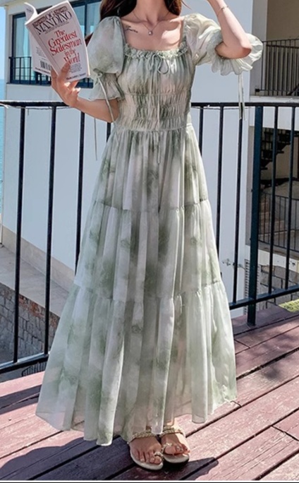 花柄ファッション 爽やかな花柄ティアードマキシワンピース