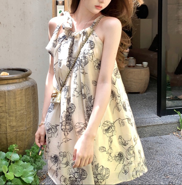 【低身長向け】花柄ワンピースの選び方完全ガイド｜似合うコーデ&おすすめブランド