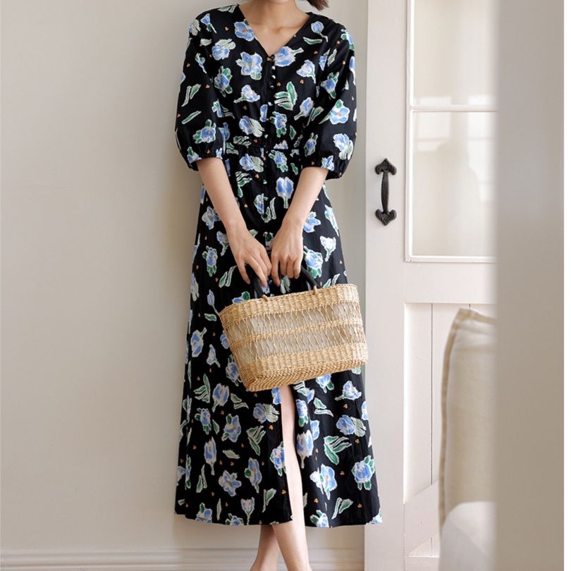 花柄ワンピース40代の選び方｜痛くない着こなしとおすすめコーデ