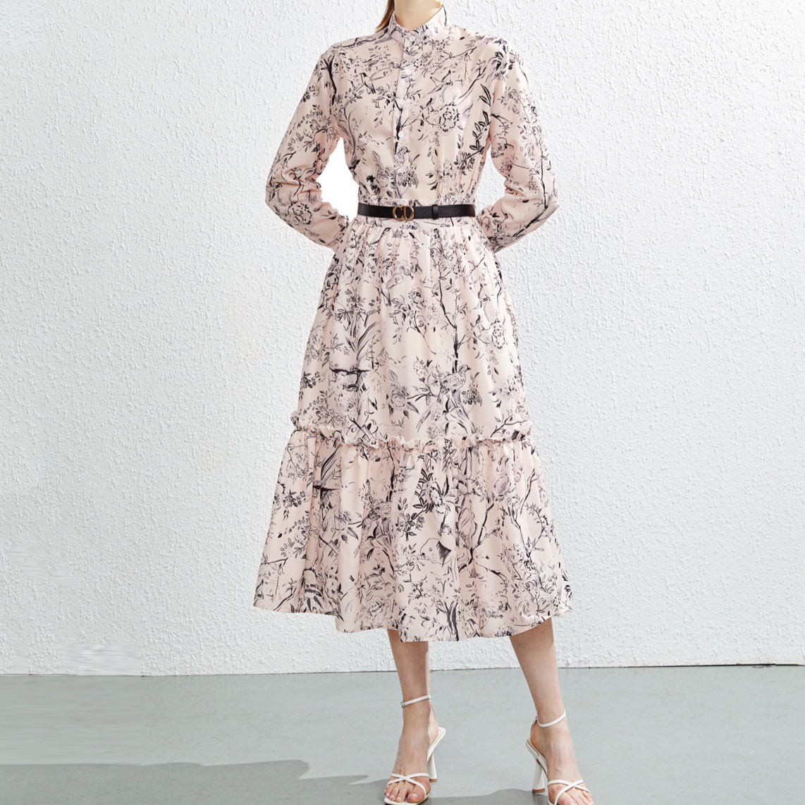 花柄ファッション 典雅な青絵柄 シャツ襟ベルト付きワンピース