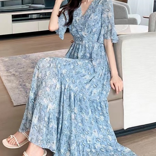 花柄ファッション 優美な花柄ティアードロングワンピース