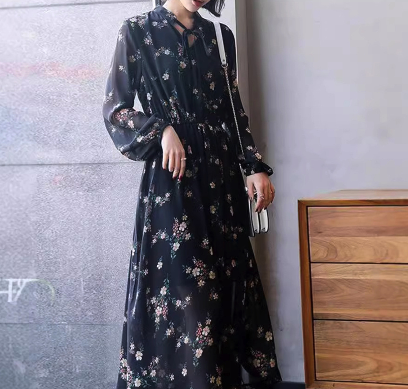花柄ファッション 花柄シフォン リボンタイ ミディ丈ワンピース