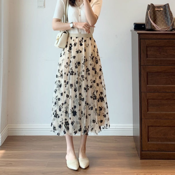 花柄ファッション 花模様チュールミディスカート