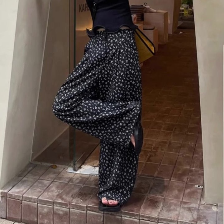 https://hot-spring-img.curema.jp/fleulia/1759987792311_i3i5hfge_dghf7r44.jpeg