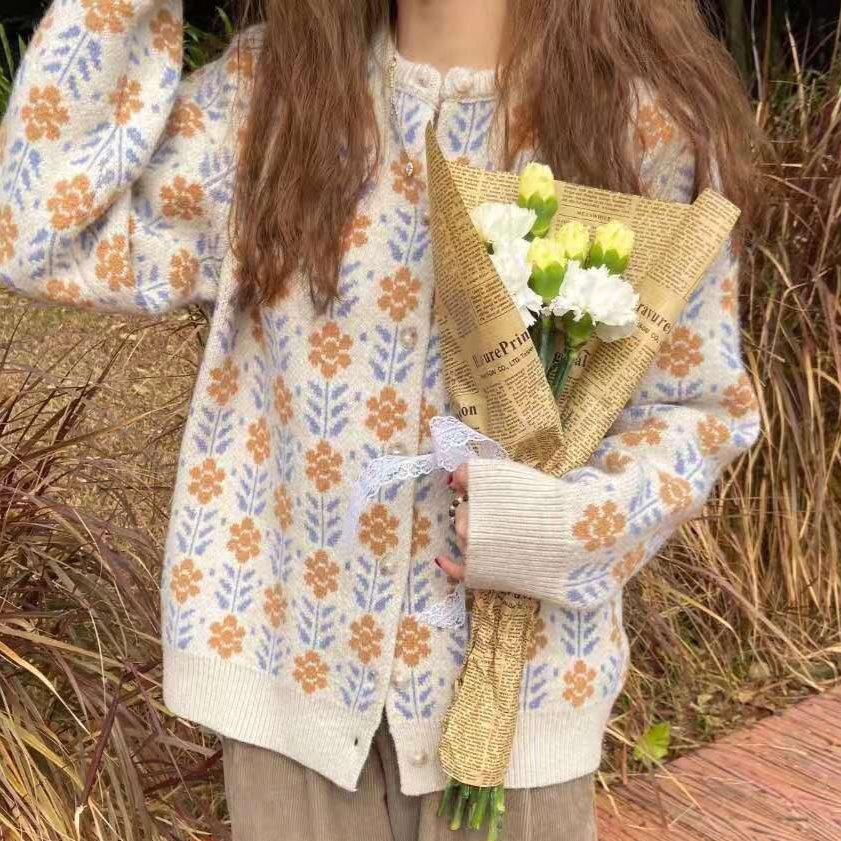 花柄ファッション 優美な花柄編み込みカーディガン
