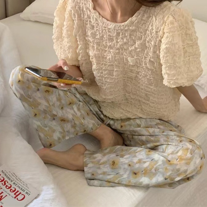 https://hot-spring-img.curema.jp/fleulia/1760668690864_tm17vcvi_bedlqjml.jpeg