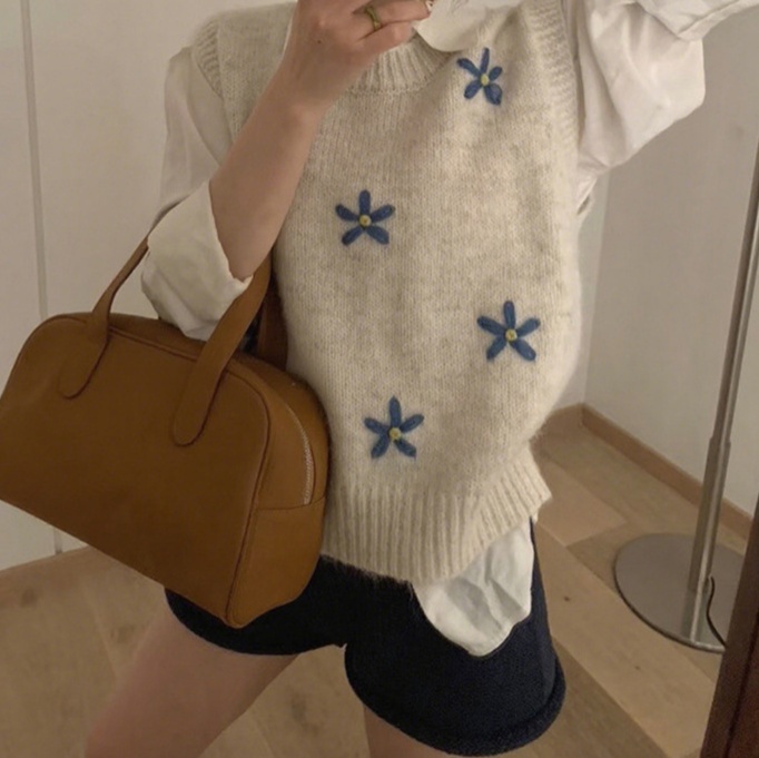 花柄ファッション 小花刺繍ニットベスト