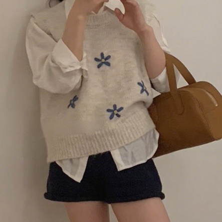 花柄ファッション 小花刺繍ニットベスト