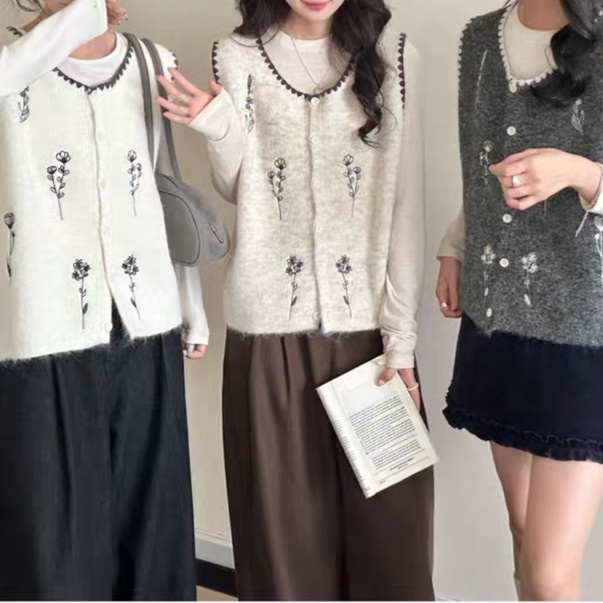 花柄ファッション 草花刺繍ニットベスト