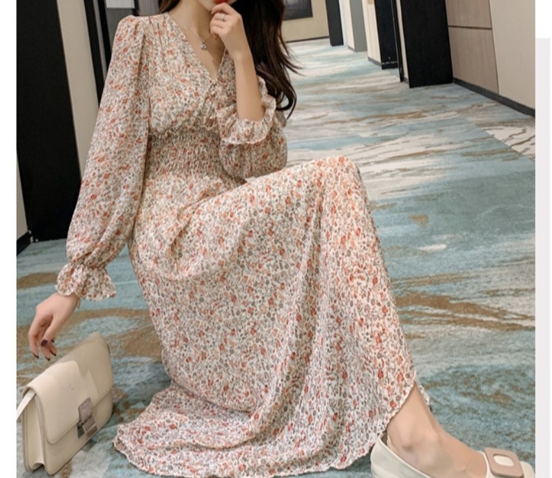 花柄ファッション 優美な花模様ふんわりシフォンワンピース