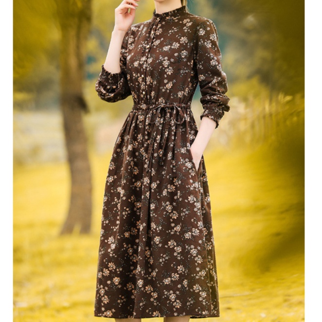 レトロ花柄ハイネックワンピース ウエストベルト付きミディ丈