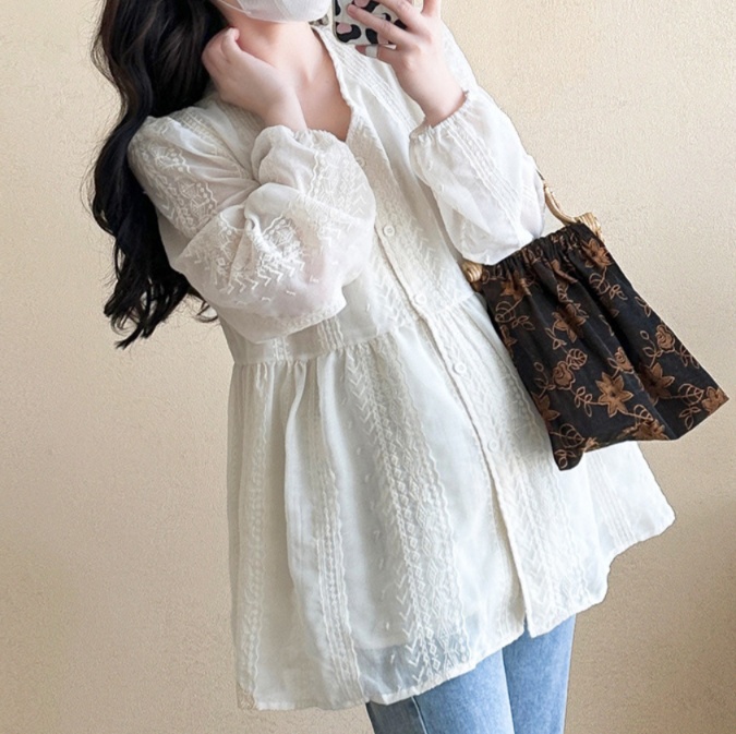 花柄ファッション 刺繍レース切替白チュニックブラウス