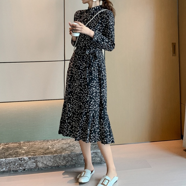 花柄ファッション 小花柄スタンドカラーシフォンワンピース