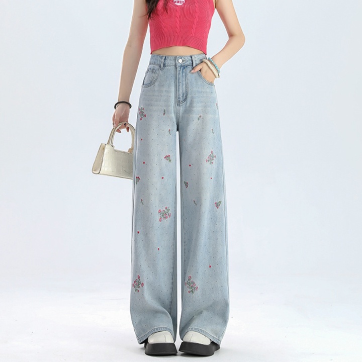 花柄ファッション 小花刺繍とドット柄の華やかワイドデニムパンツ