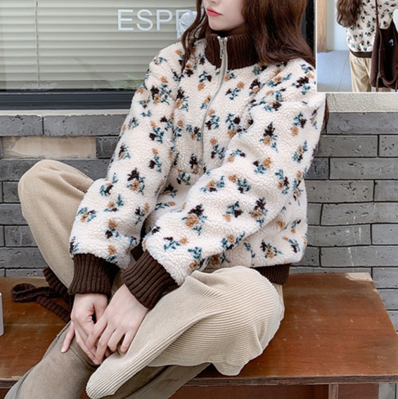 花柄ファッション ふわふわボア素材の可愛い小花柄ジャケット