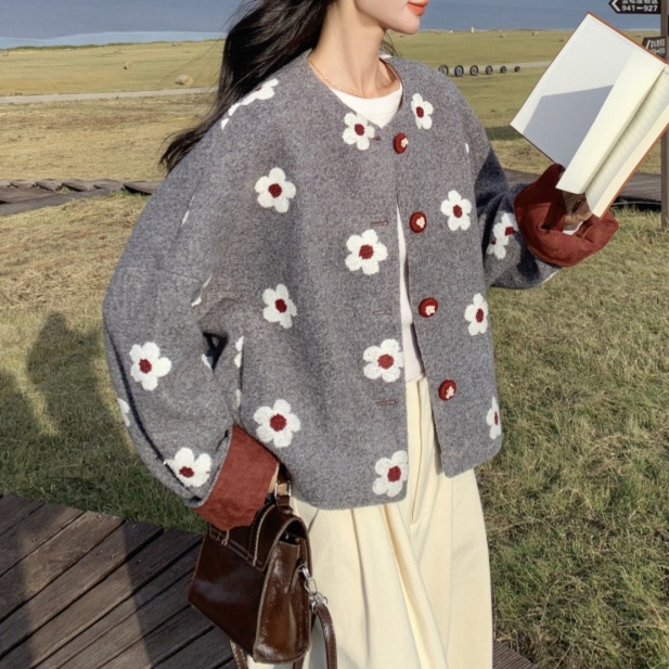 花柄ファッション 立体フラワー刺繍ボアジャケット