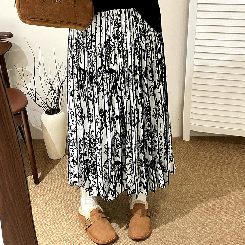 花柄ファッション モノトーン樹木柄プリーツロングスカート