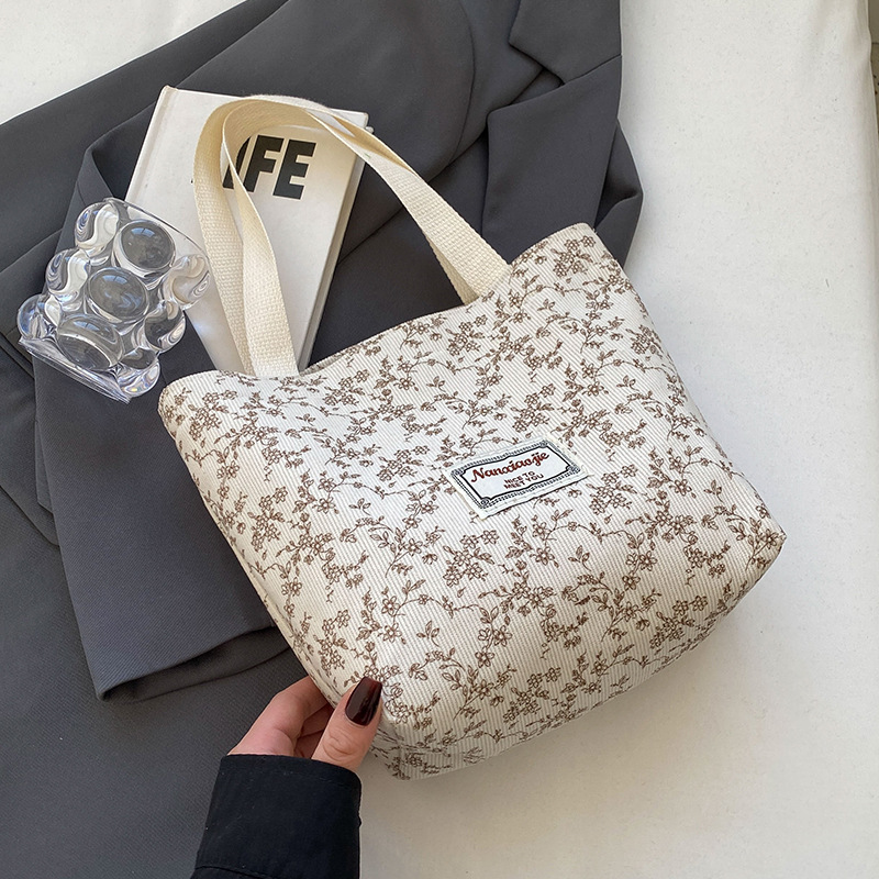 花柄ファッション 小花柄刺繍キャンバストートバッグ