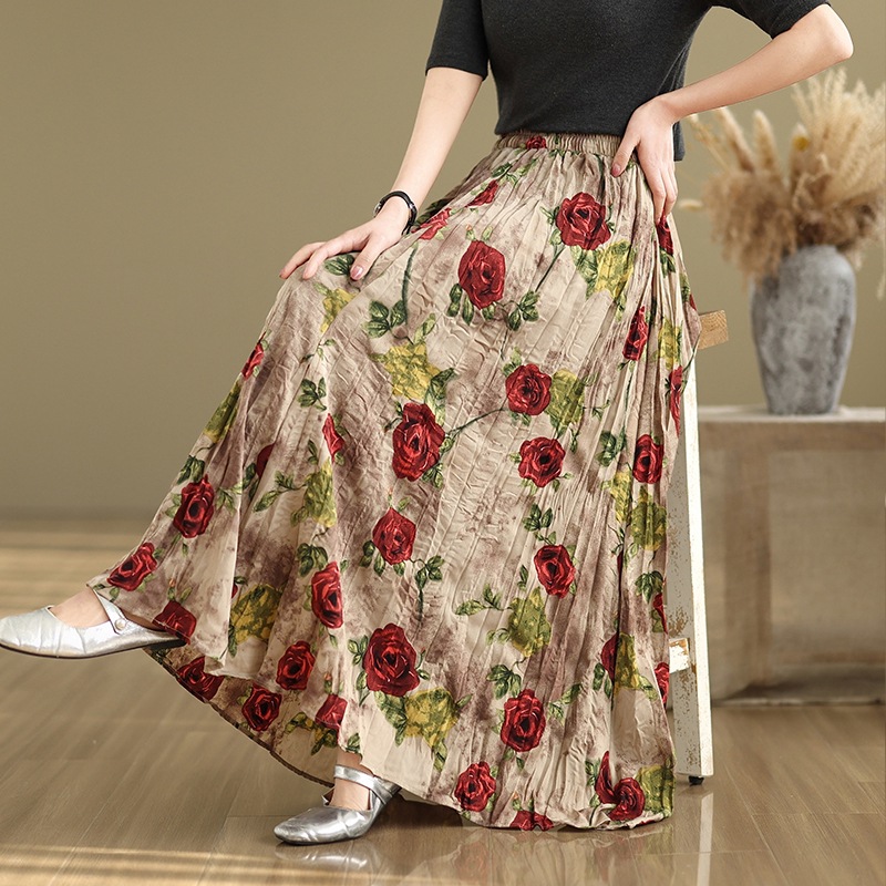 花柄ファッション 華やか印象 プリーツ花柄ロングスカート