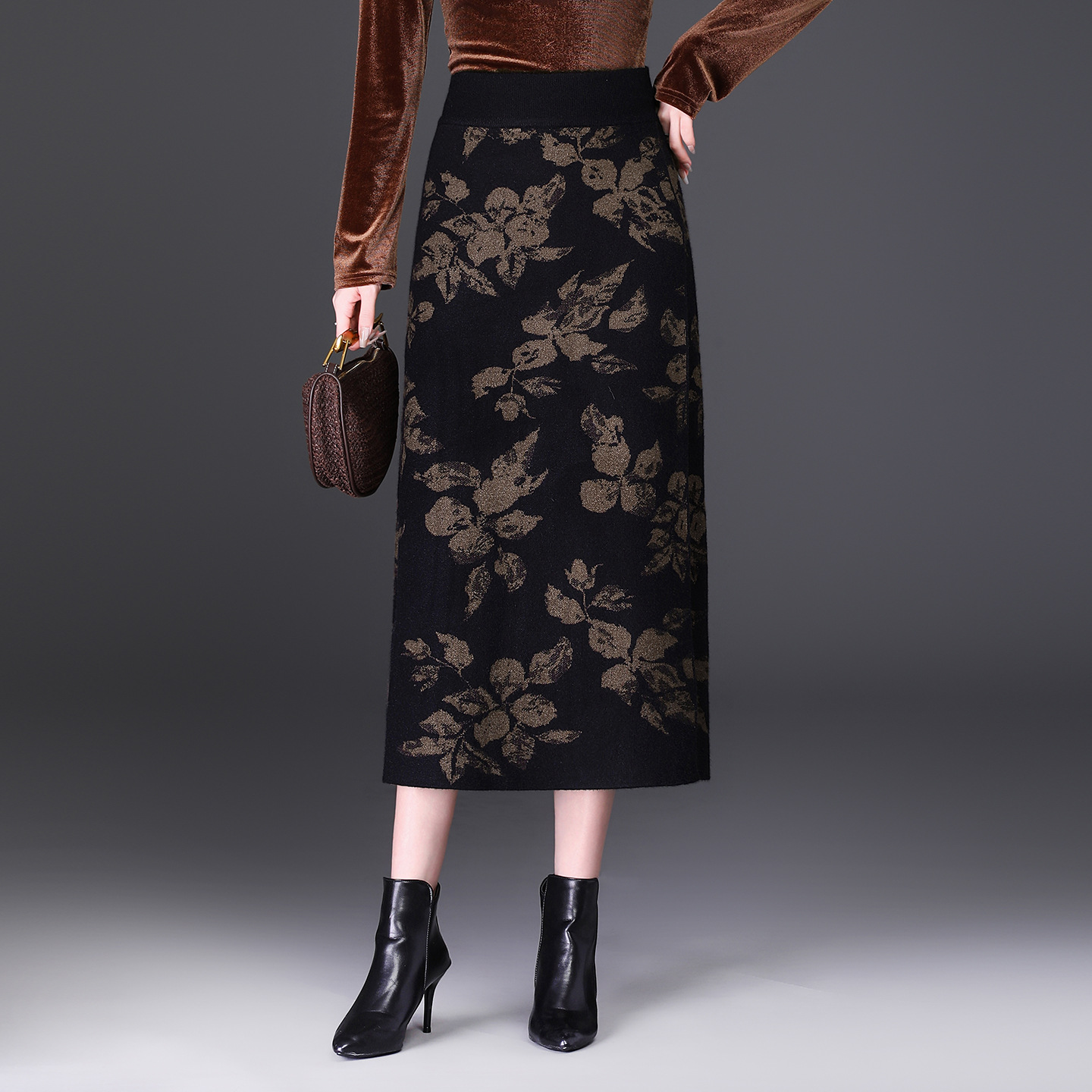 花柄ファッション 金糸花柄刺繍の上品ロング丈タイトスカート