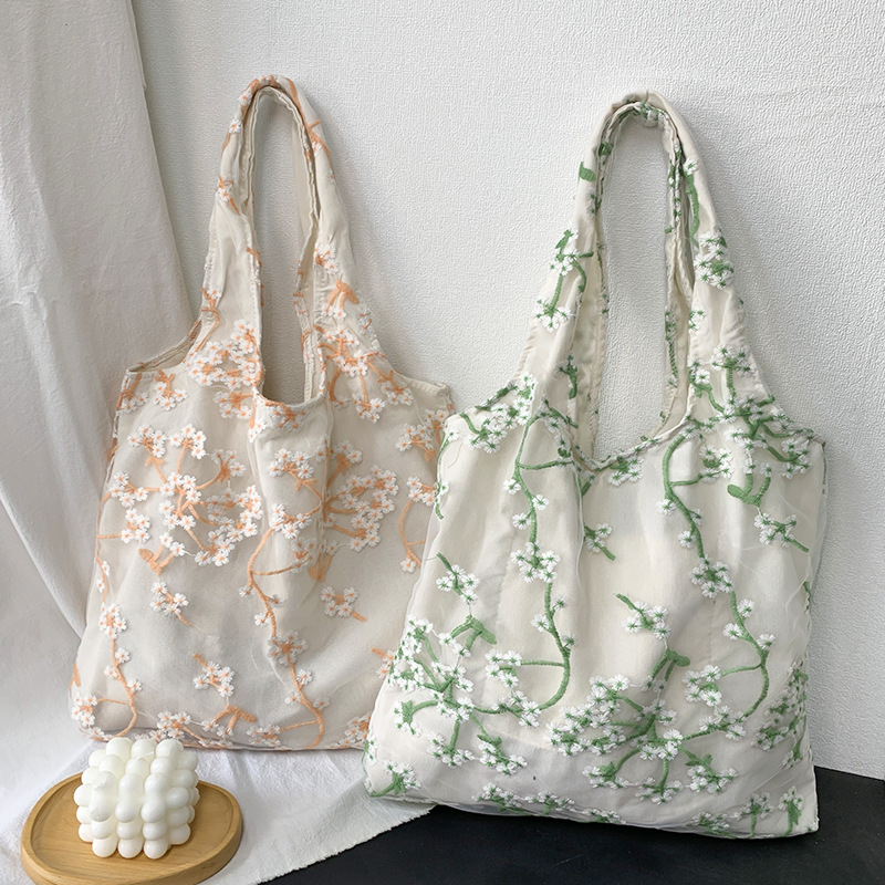 花柄ファッション 小花刺繍の透け感トートバッグ