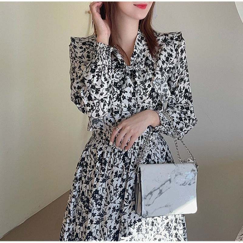 花柄ファッション 優美な花模様シフォンワンピース