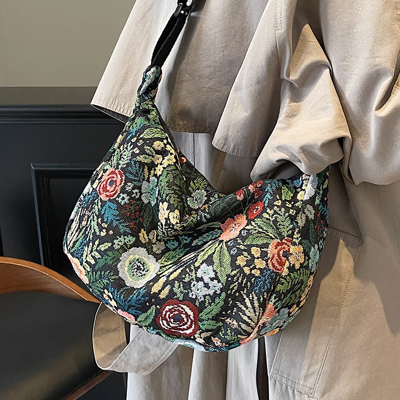 花柄ファッション 刺繍フラワー半月型ショルダーバッグ