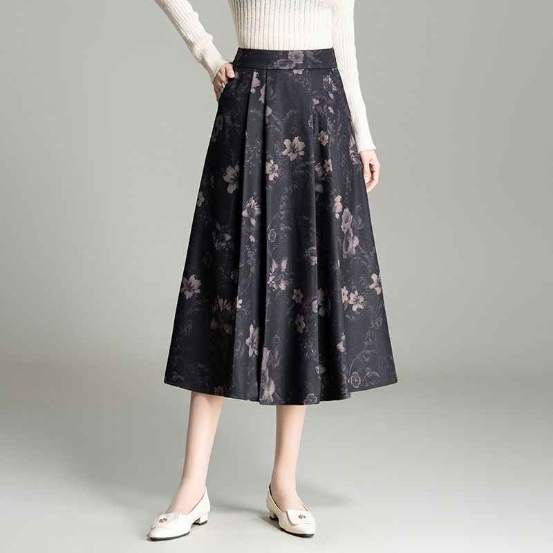 花柄ファッション 大人シックな花柄ジャガード織りミディスカート