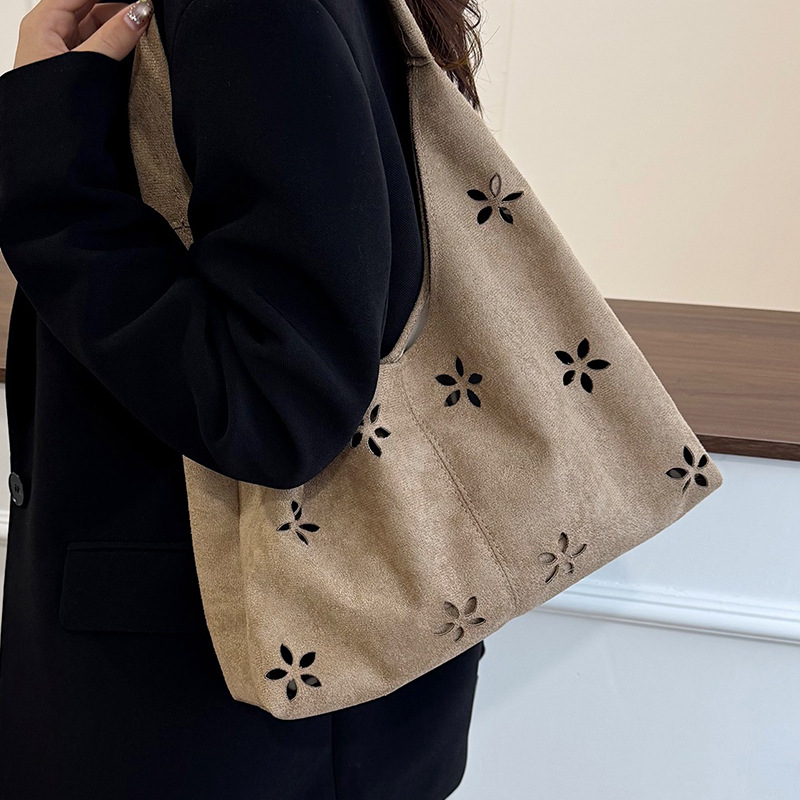 花柄ファッション 花の透かし彫り刺繍トートバッグ