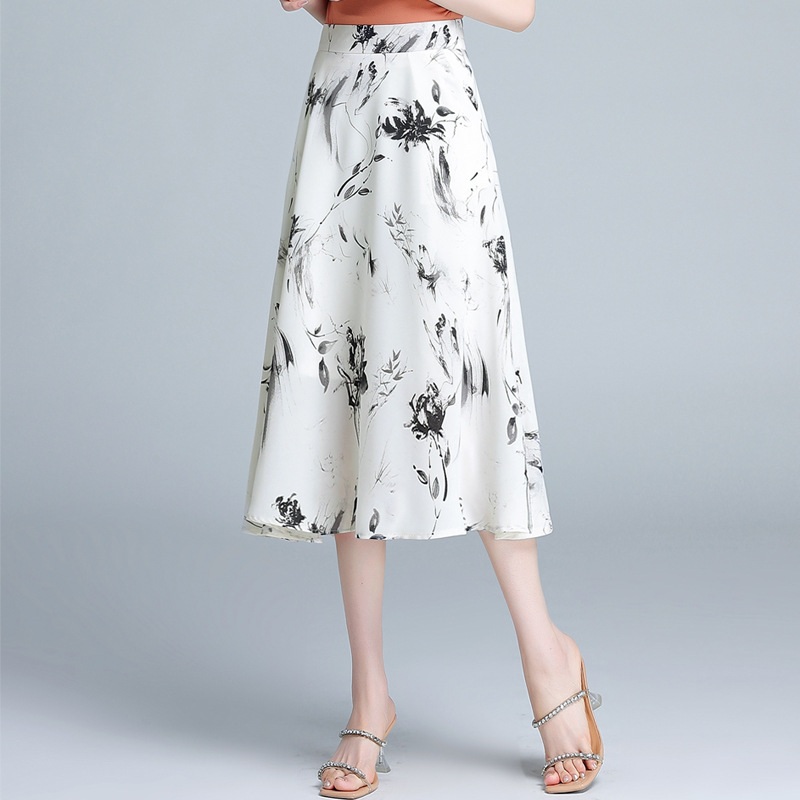 花柄ファッション 墨絵風花柄ミディ丈フレアースカート