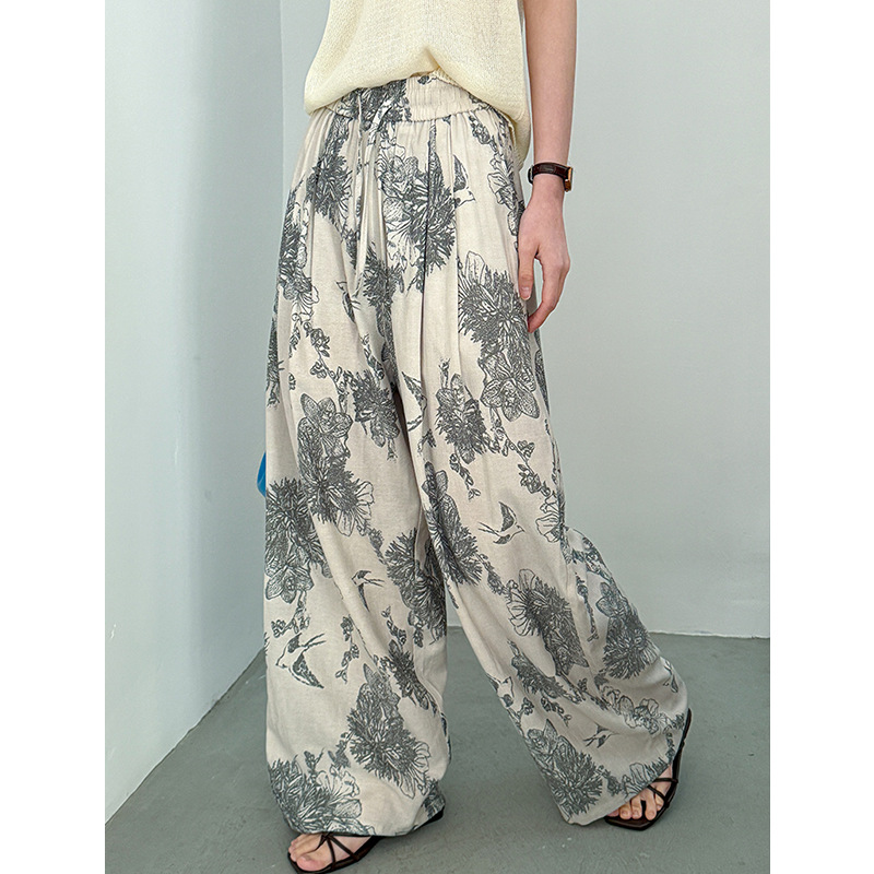 花柄ファッション 優美な花模様ワイドパンツ
