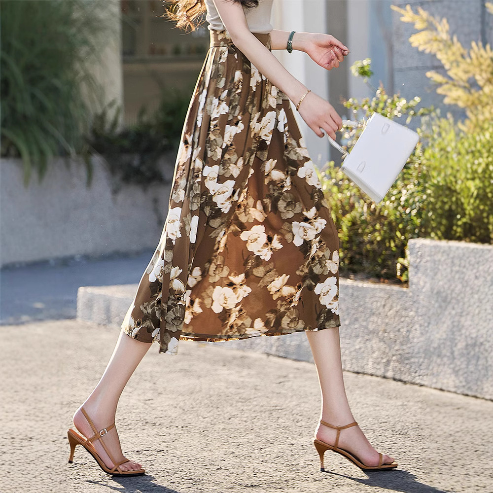 花柄ファッション 優美な花柄プリーツミディスカート