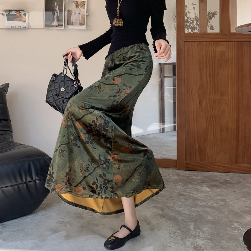 花柄ファッション 大人の落ち着きを演出する花柄ロングスカート