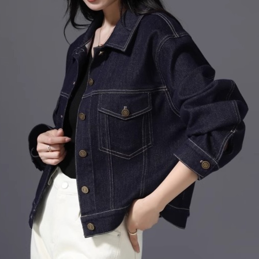 デニムファッション 上品シルエット クロップドデニム