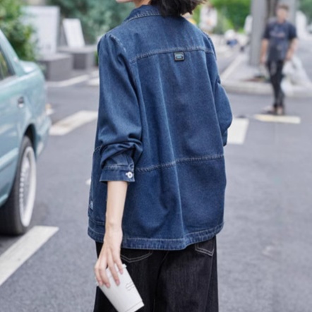 デニムファッション ゆったりシルエットのデニム作業着