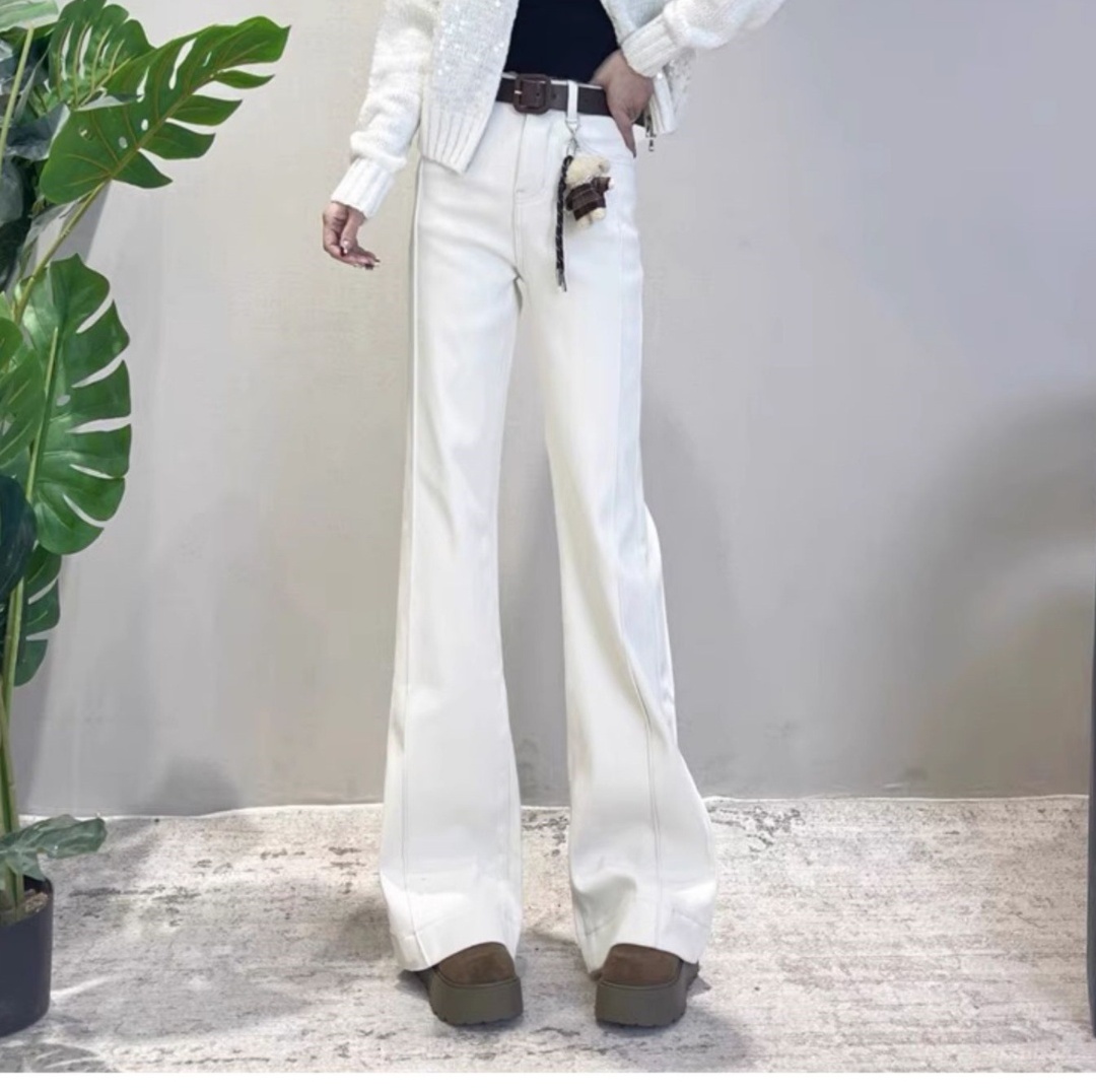 https://hot-spring-img.curema.jp/jeanelle/1759750565675_wxway1nh_4rnfhnf2.jpeg