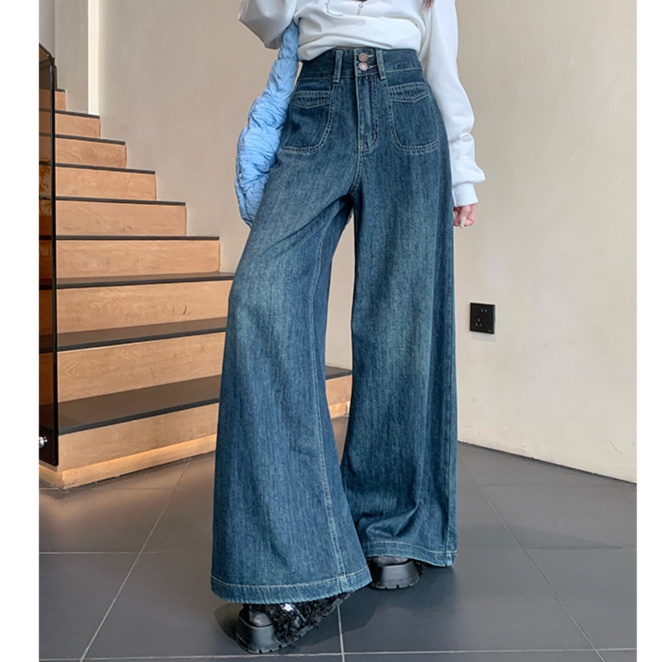 デニムファッション ゆったりワイドデニムパンツ
