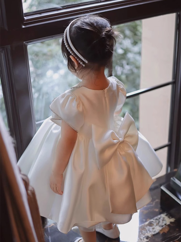 https://hot-spring-img.curema.jp/littlegrace/15a3192d-62d3-4311-9513-64e312528f80.jpg