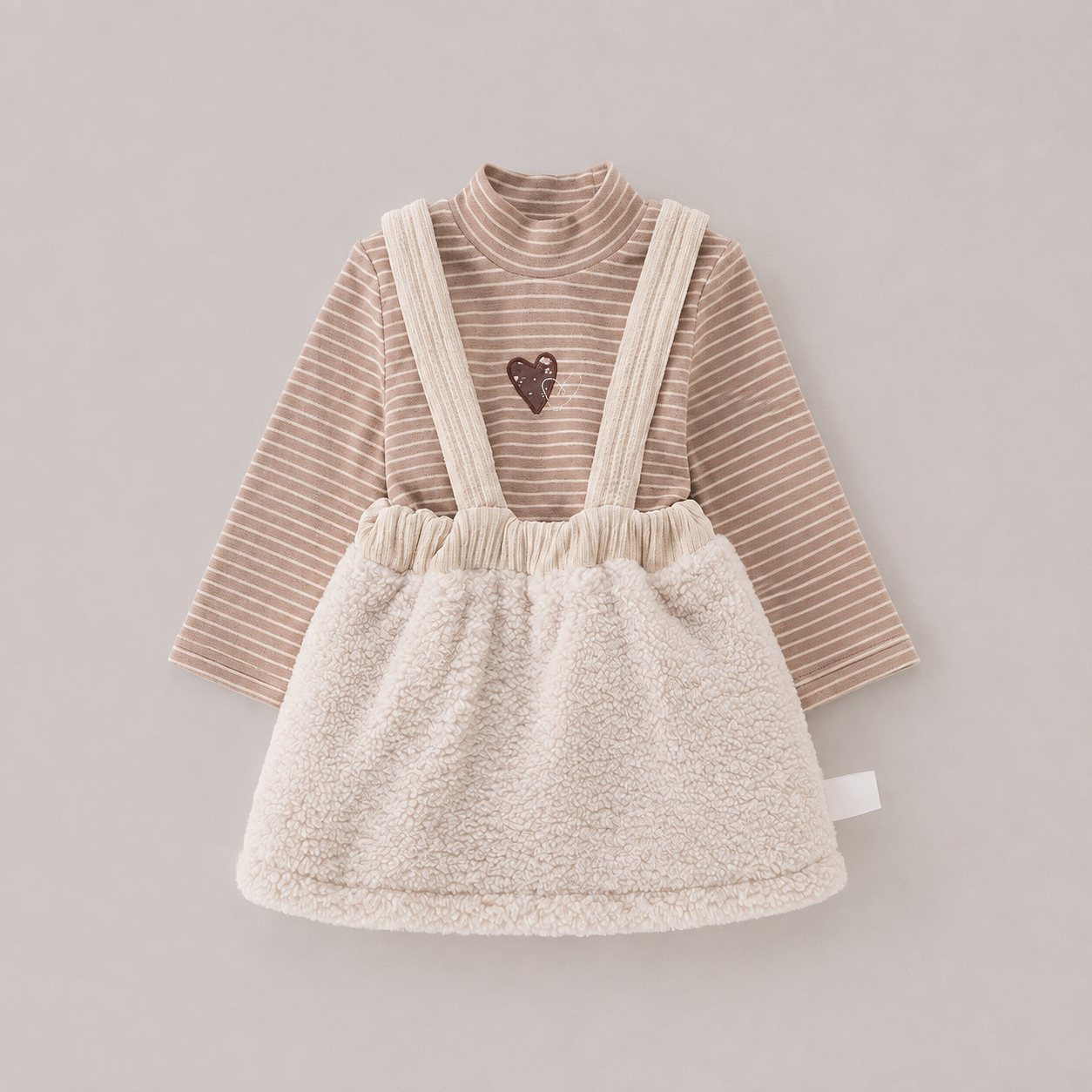 メイン画像:2枚目:ベビードレス ハート刺繍ボーダートップスとボア吊りスカートセット
