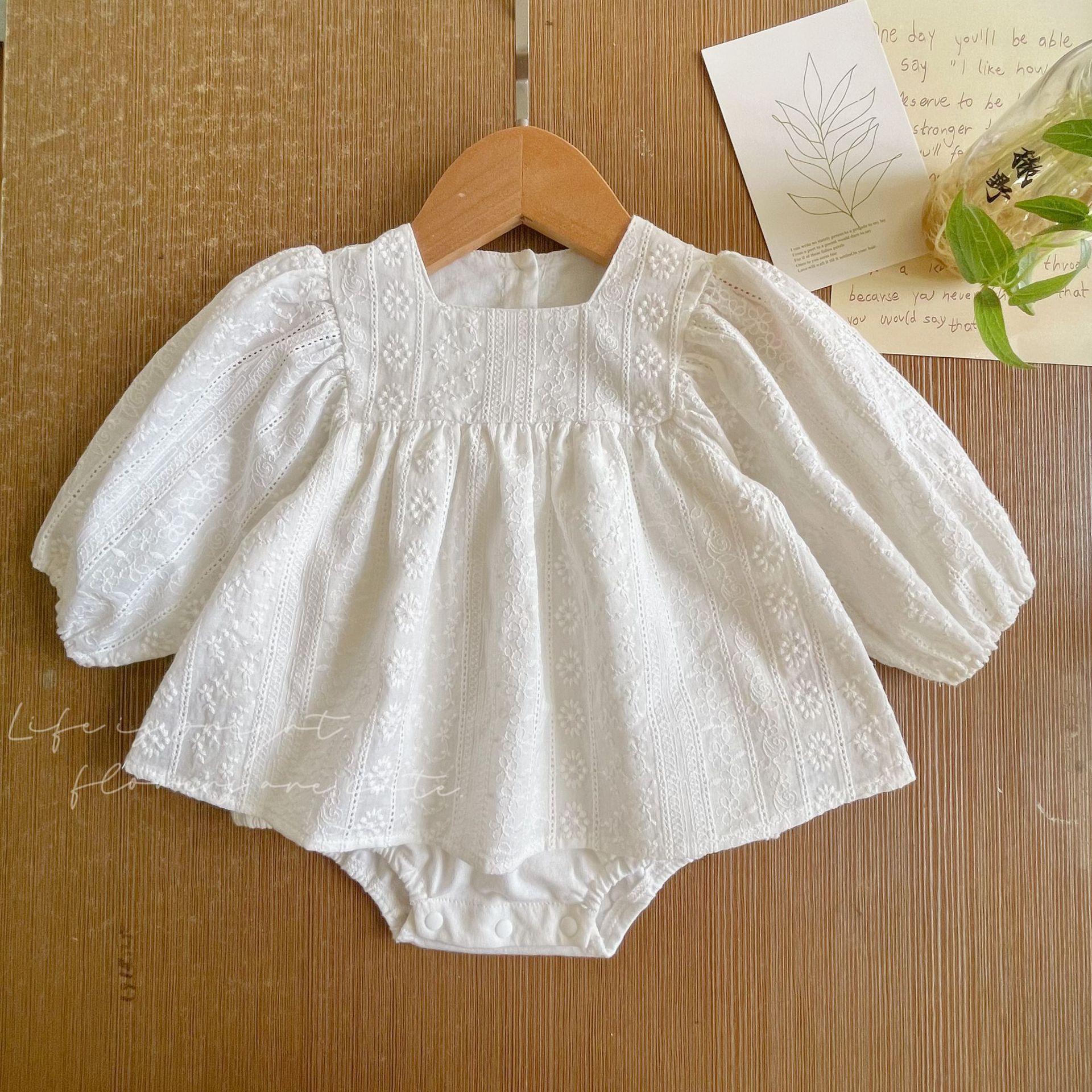 https://hot-spring-img.curema.jp/littlegrace/5ab54bfa-156f-43ad-9545-f4a4c707f29b.jpg