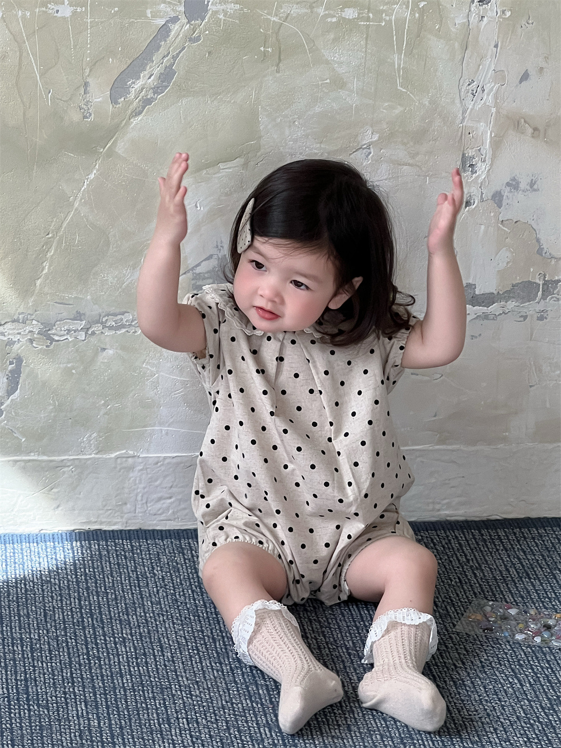メイン画像:6枚目:水玉模様の襟付きレースベビードレス
