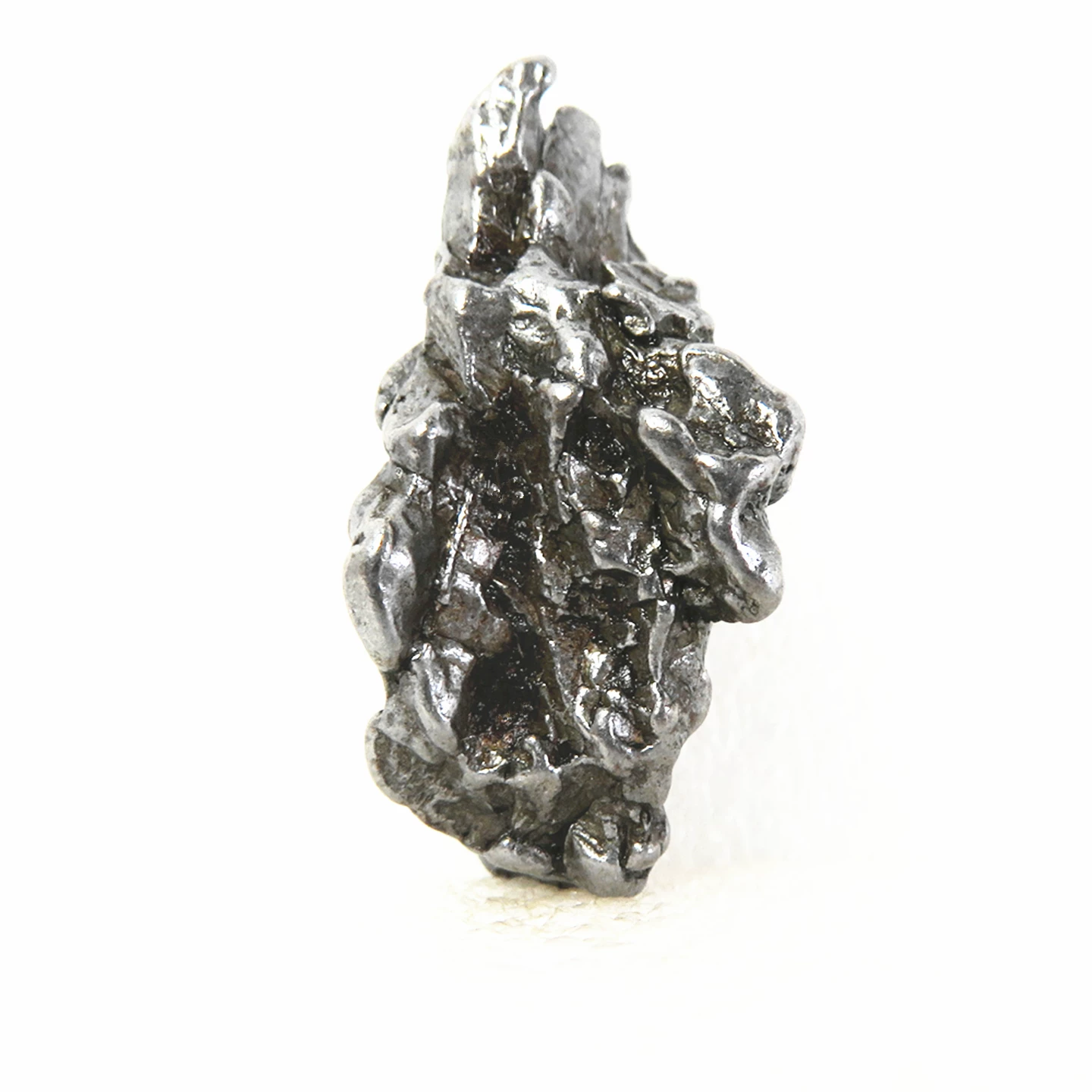 宇宙を感じる隕石お守り。<br>